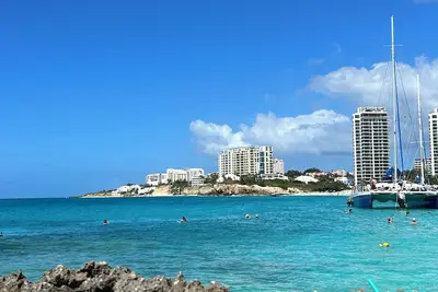 Image de Oceanfront studio in Cupecoy. Private patio overlooking the Caribbean Sea
