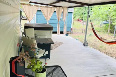 Image de Sandy Creek Hideaway -Couples Cabin -Hot Tub