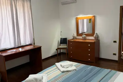 Image de Large Apartment for families and groups of friends Center Naples