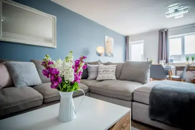 Image de Comfortable retreat in Narberth, 2 miles from beach, countryside views, walks