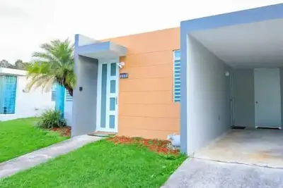 Image de Newly Remodeled Retreat in Peñuelas, Pr!