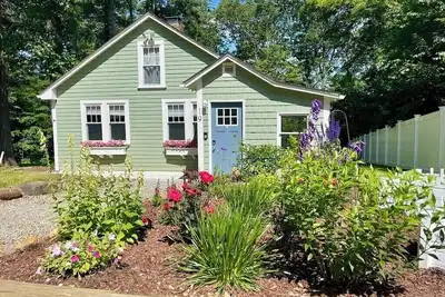 Image de Bungalow 19 by the Little Alum Lake in Brimfield