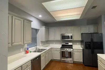 Image de Winding Hollow : Spacious 5-bedroom house in tranquil Arlington