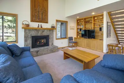 Image de Maury Mountain 36 - Cozy! Hot Tub, Sharc Passes