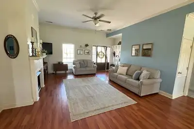 Image de Quiet Family & Pet Friendly Home