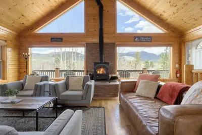 Image de Bailey, Co Cabin • hot tub & mountain views • 3br/3ba • 1hr to Denver/Red Rocks