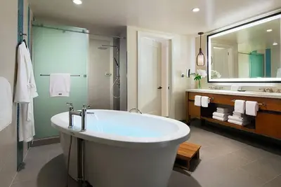 Image de Chic 2-bedroom furnished resort suite with fitness room and Ac in Lahaina, Maui