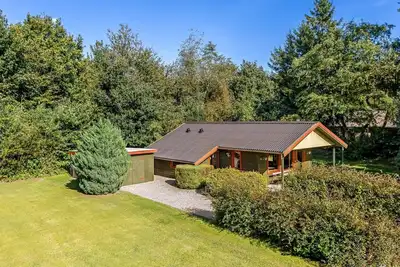 Image de \"Aron\" - 30km from the sea by Interhome