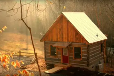 Image de Beautiful Waterfront Cabin with Hot Tub near Winston-Salem, North Carolina