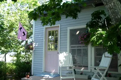 Image de Off-The-Grid Cottage Rental with Beautiful Views on Crow Island, Maine