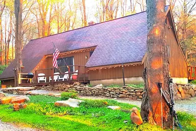 Image de Charmingly Rustic Weekend Getaway in the Mountains near Pittsburgh, Pennsylvania
