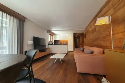 Image de Appartement de 2 pièces superbement rénové dans la maison Waldrain, près de l'Alpin Express