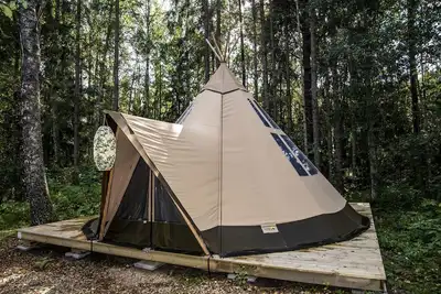 Image de Innovative Nordic Tipi Rental for Glamping in Montana