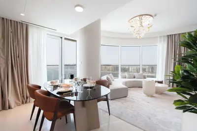 Image de KeyRock - Palm & Sea View Retreat with Pool Access