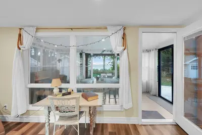 Image de Cozy Waterfront Cottage!