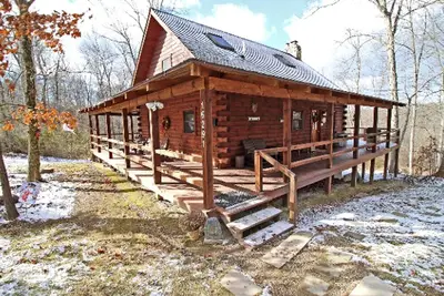 Image de Beautiful Log Cabin Getaway Amazing Woodland Views near Conkles Hollow, Ohio