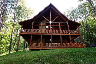 Image de Rustic Vacation Cabin with a Private Hot Tub near Lake Logan, Ohio