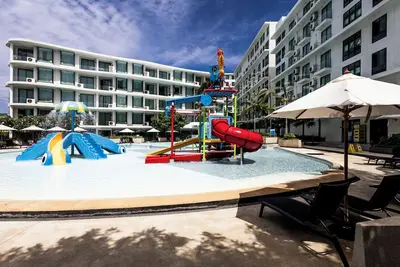 Image de Stunning Sea View Duplex — Wake Up to the Ocean