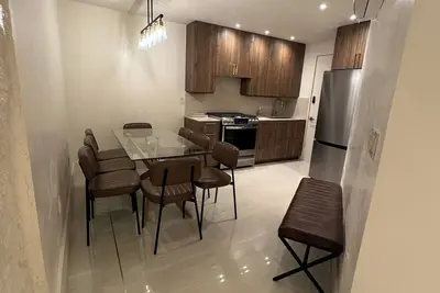 Image de 3 bedroom near subway in the heart of crown heights