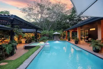 Image de New Balinese Inspired Luxury Villa