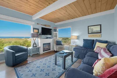 Image de The Tides by the Sea - Entire rental unit in Seaside, Oregon, United States