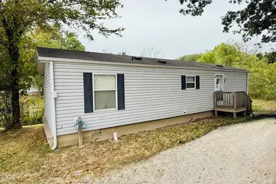 Image de Cozy 2-bedroom cabin minutes from Kincaid Lake boat ramp