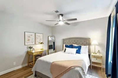 Image de Home away from home