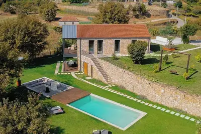 Image de Douro Villa with Heated Pool and Valley Views