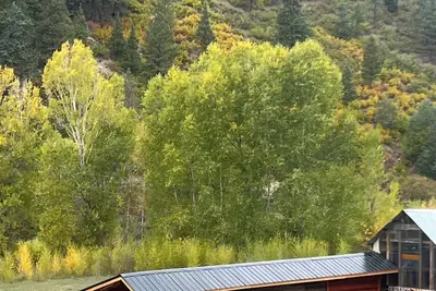 Image de Yun-Shui Garden \nWhere Clouds Drift, Water Flows