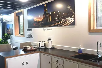 Image de Invercargill Picture Apartment Full Bath + yard