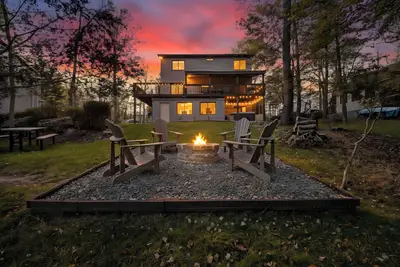 Image de Waterfront Dog Friendly Retreat with Resort Access