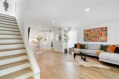 Image de Modern Comfort Home in Hyde Park / Montrose / River Oaks