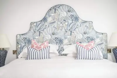 Image de Coastal Cottage in North Berwick with Garden & Golf Course Views