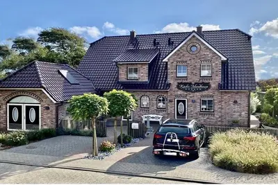 Image de La maison insulaire de Küch à gauche