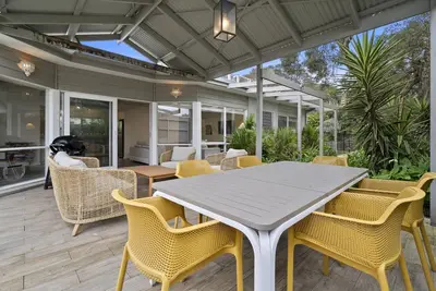 Image de Scott Street Retreat Blairgowrie - Coastal retreat with heated outdoor spa.