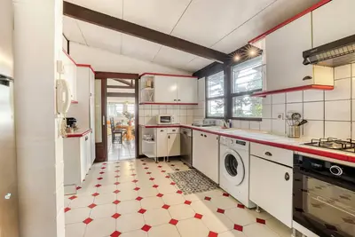 Image de Villa créole rénovée dans l'Ouest, vue mer imprenable et cadre paisible.