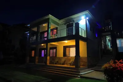 Image de Green Valley Palace: A quiet residential Nbhood, 20m to Air port 25m to Capital.