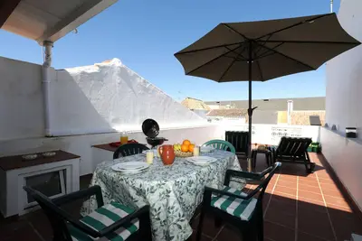Image de Maison de vacances 'Casa Tradicional Algarvia' avec terrasse privée, Wi-Fi et climatisation