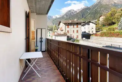 Image de Maison de Vacances 'Super Mini Lanzada -' avec Vue sur la Montagne, Balcon et Wi-Fi