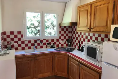 Image de Gîte 'L'Olivier' chez Heike et Didier, piscine partagée, Wi-Fi et climatisation