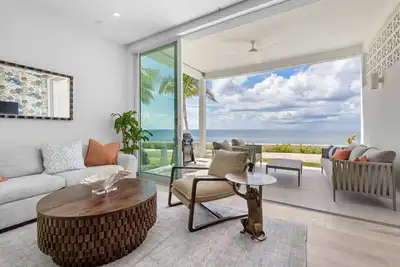 Image de Oceanfront Sunset Patio w/ Bbq + Pool, Gym & Spa