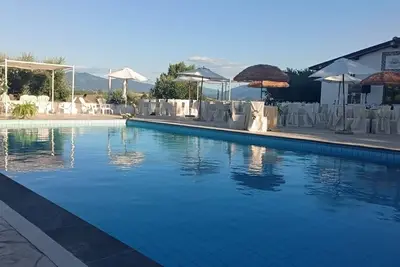 Image de Appartement 'Tenuta Marchesi Fezia - 7' avec piscine partagée, Wi-Fi et climatisation