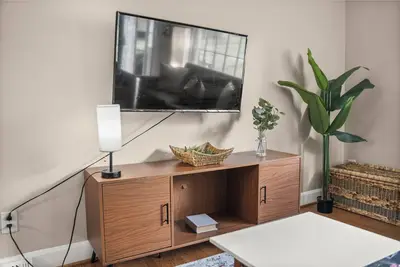 Image de 6bd 2bth, 10 beds W/Front and Back Yard- Boa, Discovery, Raptor, Usnwc & Airport