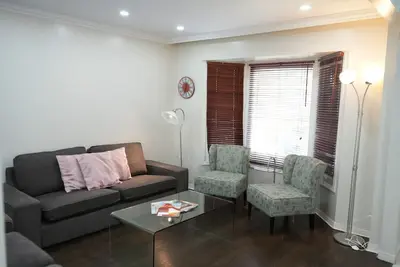 Image de Stylish Mississauga Escape Near Downtown