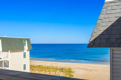 Image de Don't Blink – Oceanfront Stay with Epic Sunrise