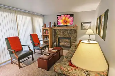 Image de Mt View Lodge 36 - Sharc, Pet Friendly, Fireplace, Views!