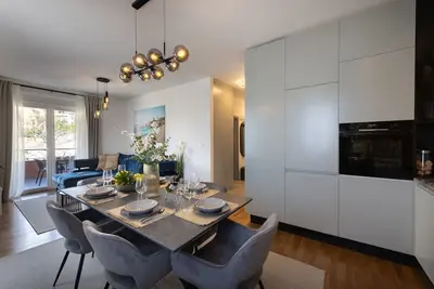 Image de Appartement de deux chambres avec la terrasse Podstrana, Split (A-24380-a)