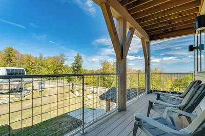 Image de Ski-in/Out Okemo Mountain Resort Condo w/ Balcony