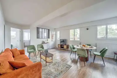 Image de Spacious & Bright 2br Apartment - Heart of 15th