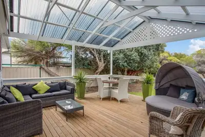 Image de Chiton Beach Retreat—Hamptons Elegance by the Sea